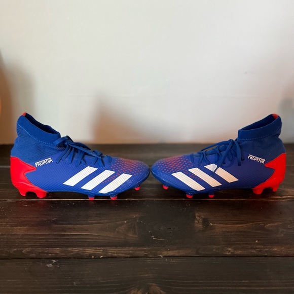 nike predators soccer shoes